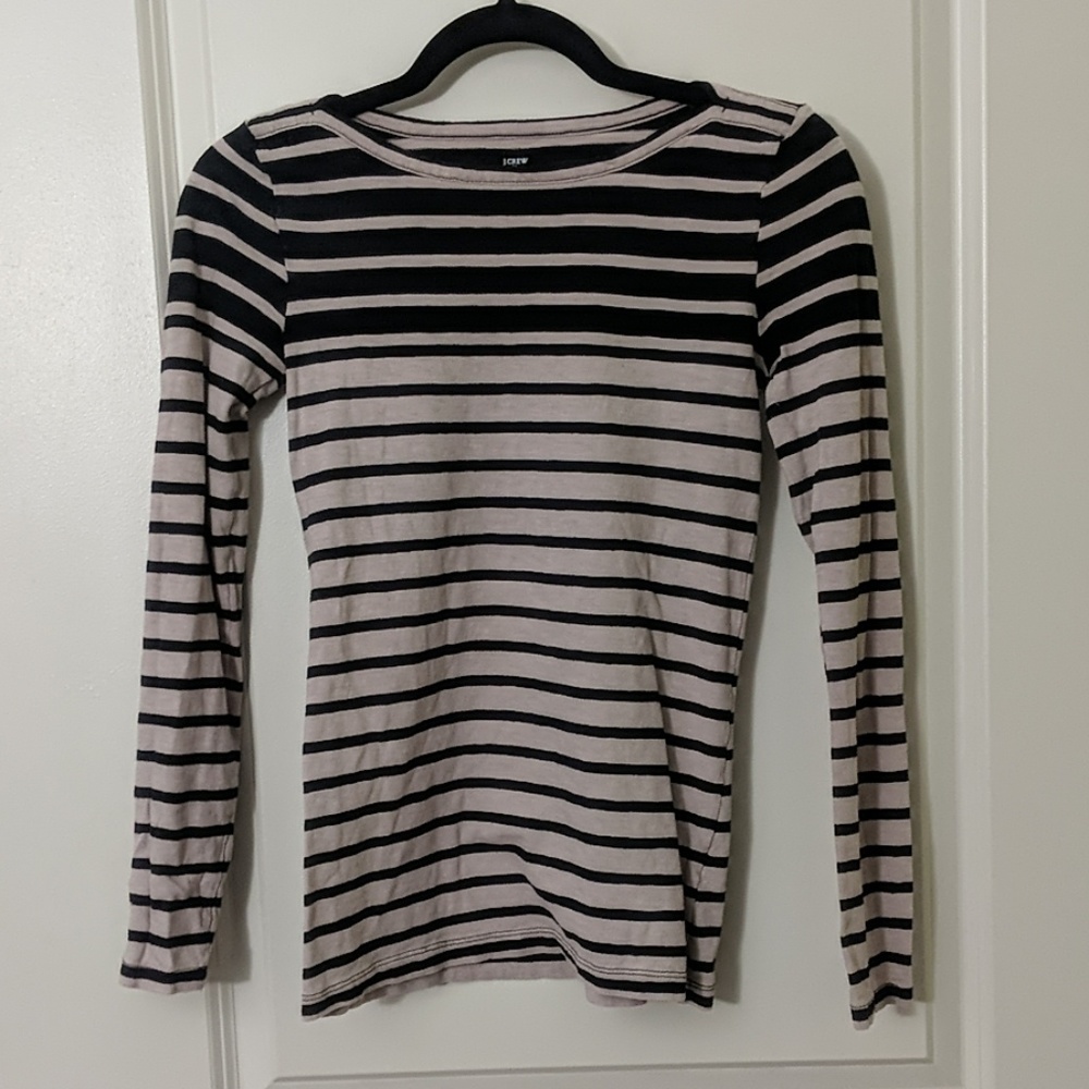 J Crew Artist long sleeve tee